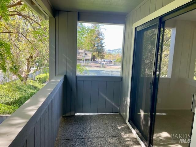 14 Scottsdale Way, Novato, CA 94947