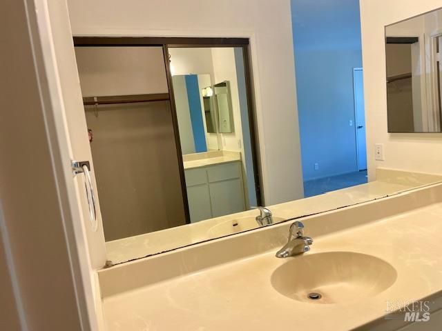 14 Scottsdale Way, Novato, CA 94947