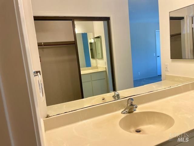 14 Scottsdale Way, Novato, CA 94947