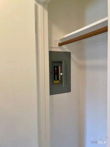 14 Scottsdale Way, Novato, CA 94947