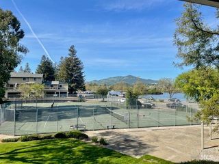 14 Scottsdale Way, Novato, CA 94947