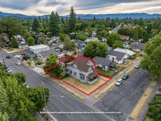 303 SW I Street, Grants Pass, OR 97526