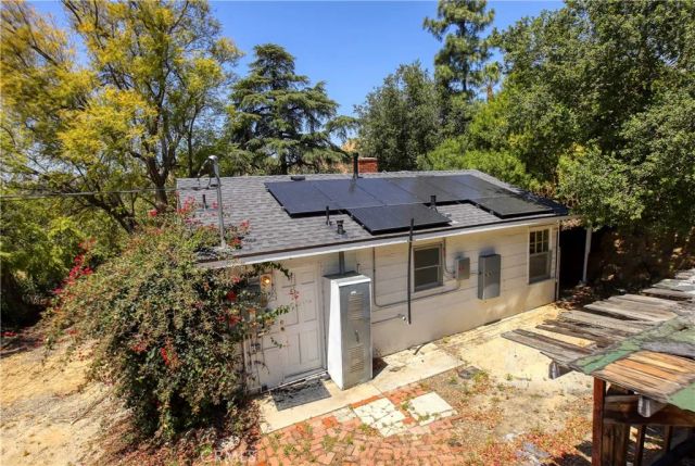 9940 Sunland Boulevard, Shadow Hills, CA 91040