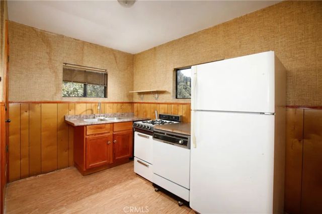 9940 Sunland Boulevard, Shadow Hills, CA 91040