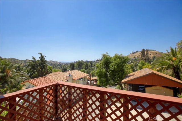 9940 Sunland Boulevard, Shadow Hills, CA 91040