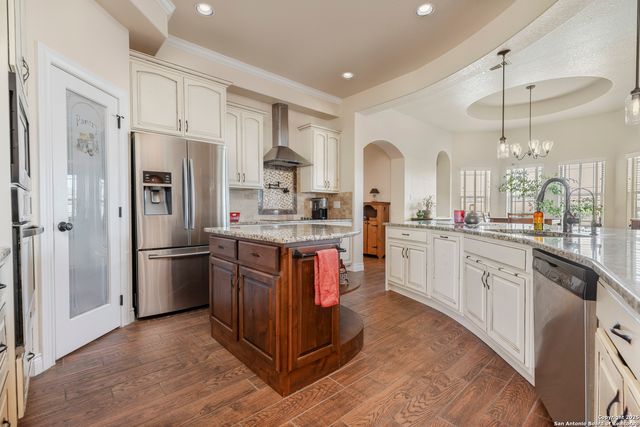 113 Westfield Landing, La Vernia, TX 78121