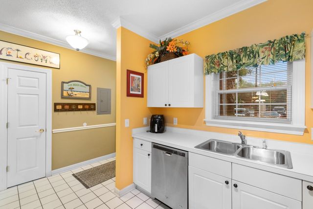 5825 Catalina Dr Unit 1113, North Myrtle Beach, SC 29582