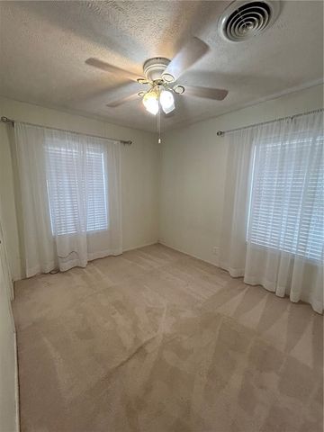 1005 Loma St, Alice, TX 78332