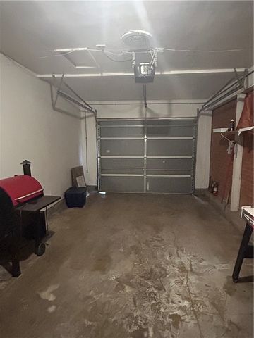 1005 Loma St, Alice, TX 78332