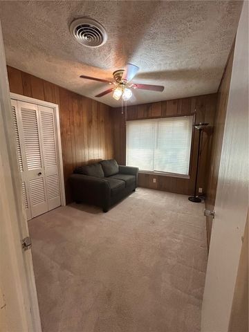 1005 Loma St, Alice, TX 78332