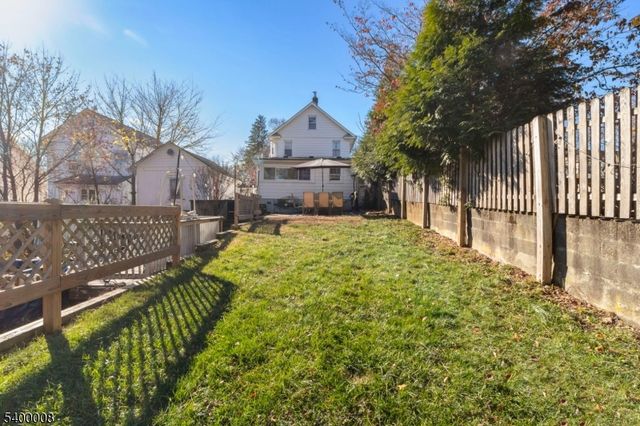 22 Mott Pl, Rockaway Boro, NJ 07866