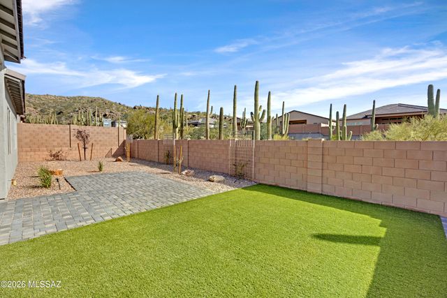 14842 N Blue Juniper Lane, Marana, AZ 85658