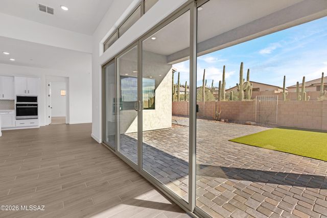 14842 N Blue Juniper Lane, Marana, AZ 85658