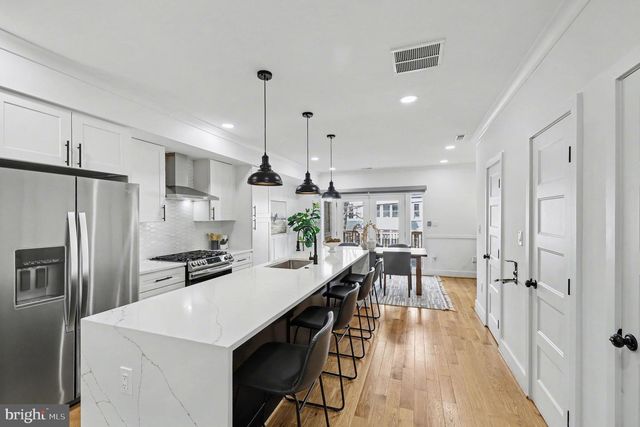 1427 PARKWOOD PL NW, Washington, DC 20010