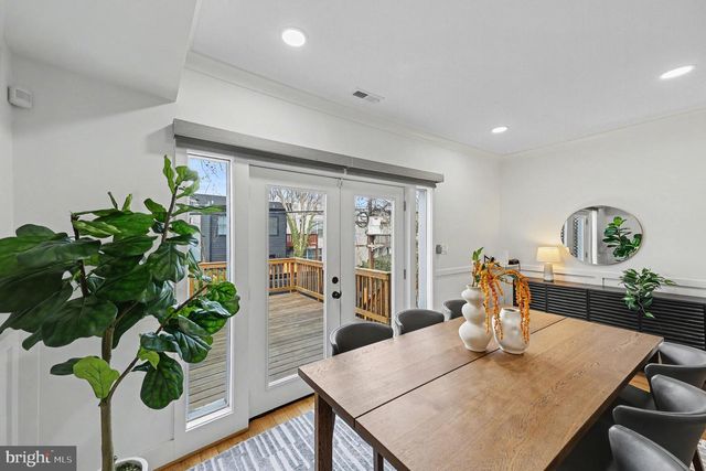 1427 PARKWOOD PL NW, Washington, DC 20010