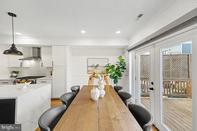 1427 PARKWOOD PL NW, Washington, DC 20010