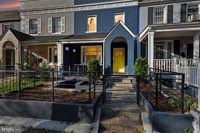 1427 PARKWOOD PL NW, Washington, DC 20010