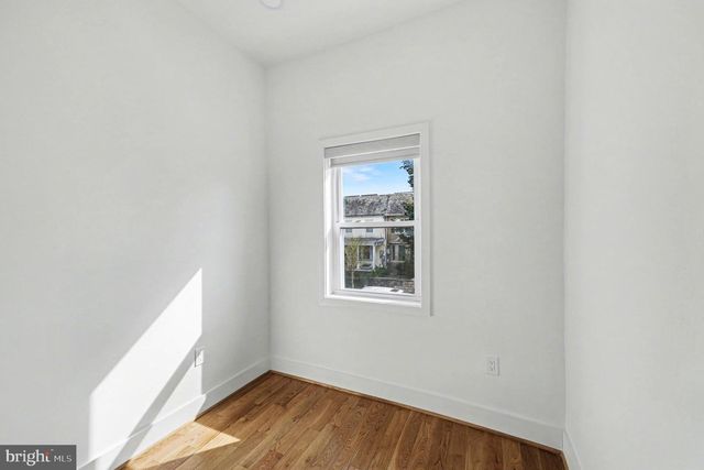 1427 PARKWOOD PL NW, Washington, DC 20010