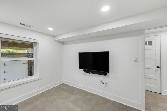 1427 PARKWOOD PL NW, Washington, DC 20010