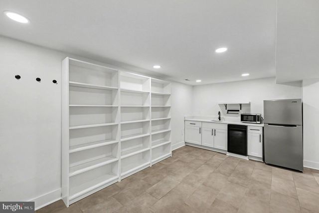 1427 PARKWOOD PL NW, Washington, DC 20010