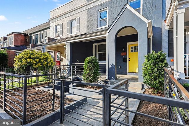 1427 PARKWOOD PL NW, Washington, DC 20010