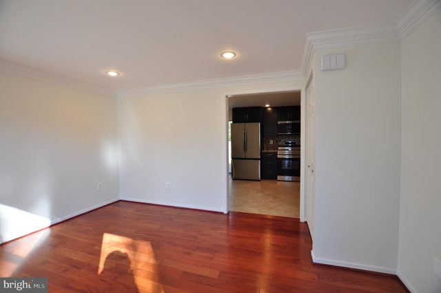 7421 BRENISH DR, Gaithersburg, MD 20879