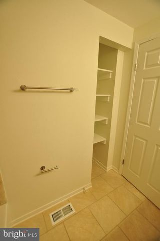 7421 BRENISH DR, Gaithersburg, MD 20879