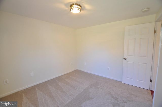 7421 BRENISH DR, Gaithersburg, MD 20879