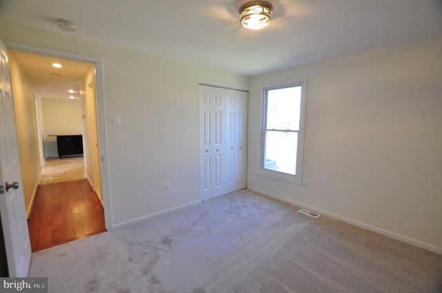 7421 BRENISH DR, Gaithersburg, MD 20879