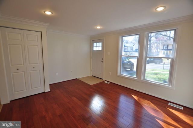 7421 BRENISH DR, Gaithersburg, MD 20879