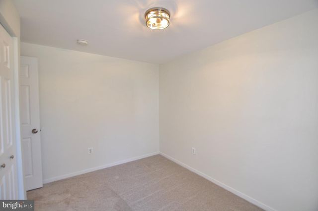 7421 BRENISH DR, Gaithersburg, MD 20879