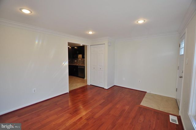 7421 BRENISH DR, Gaithersburg, MD 20879