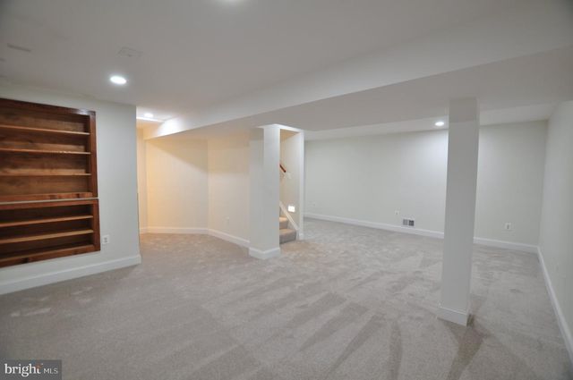 7421 BRENISH DR, Gaithersburg, MD 20879