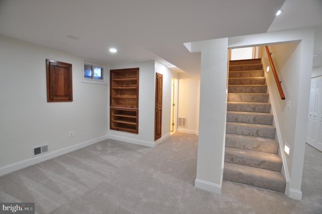 7421 BRENISH DR, Gaithersburg, MD 20879