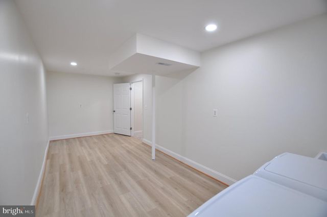 7421 BRENISH DR, Gaithersburg, MD 20879