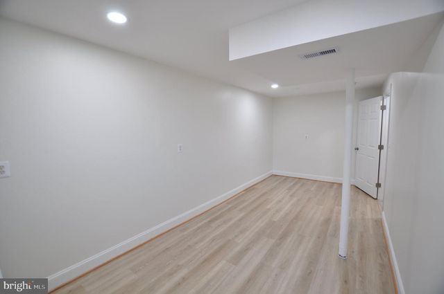 7421 BRENISH DR, Gaithersburg, MD 20879