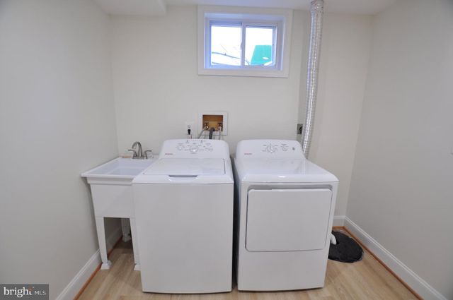 7421 BRENISH DR, Gaithersburg, MD 20879