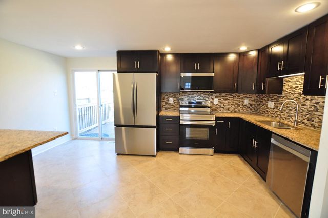 7421 BRENISH DR, Gaithersburg, MD 20879