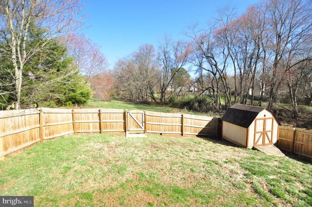 7421 BRENISH DR, Gaithersburg, MD 20879