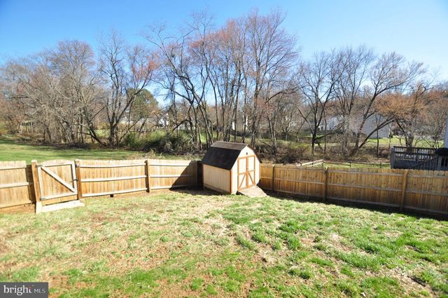 7421 BRENISH DR, Gaithersburg, MD 20879