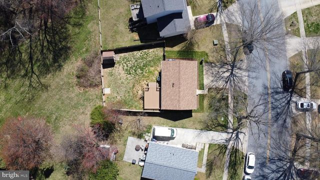 7421 BRENISH DR, Gaithersburg, MD 20879