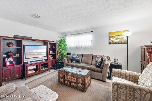 552 S CLERMONT Avenue S, Orange Park, FL 32073