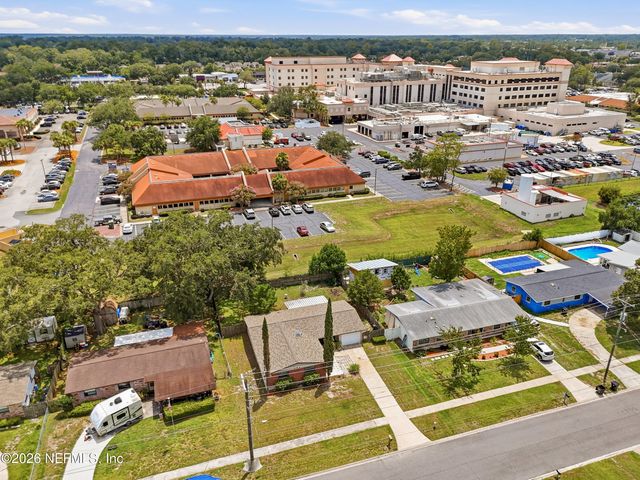 552 S CLERMONT Avenue S, Orange Park, FL 32073