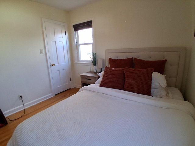 2470 S 62nd STREET, West Allis, WI 53219