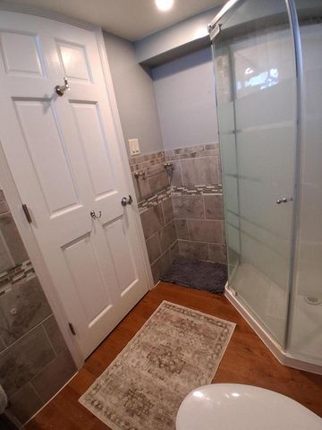 2470 S 62nd STREET, West Allis, WI 53219