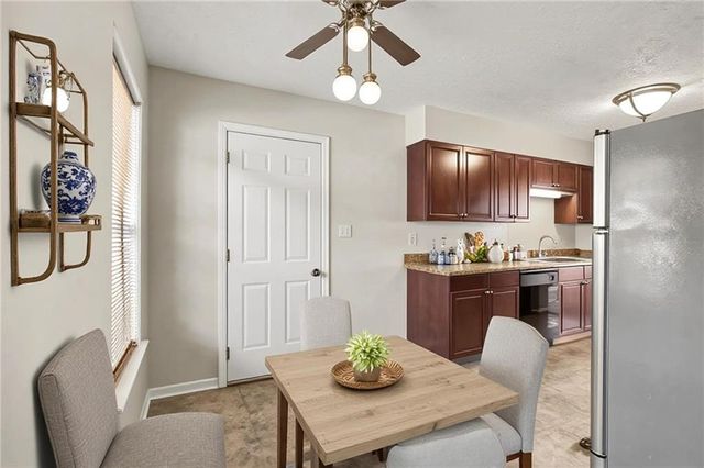 2637 Lantern Lane A, Atlanta, GA 30349