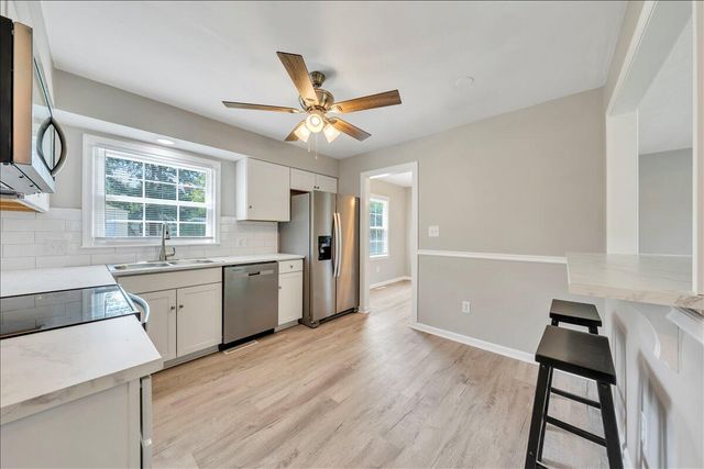 197 Apple Tree RD, Roanoke, VA 24019