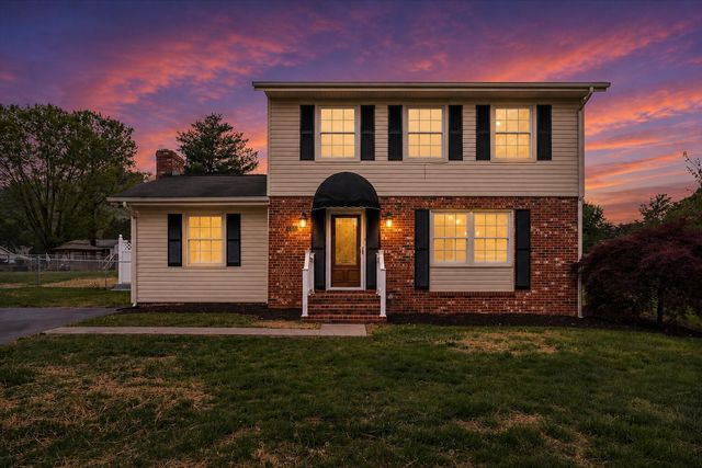 197 Apple Tree RD, Roanoke, VA 24019