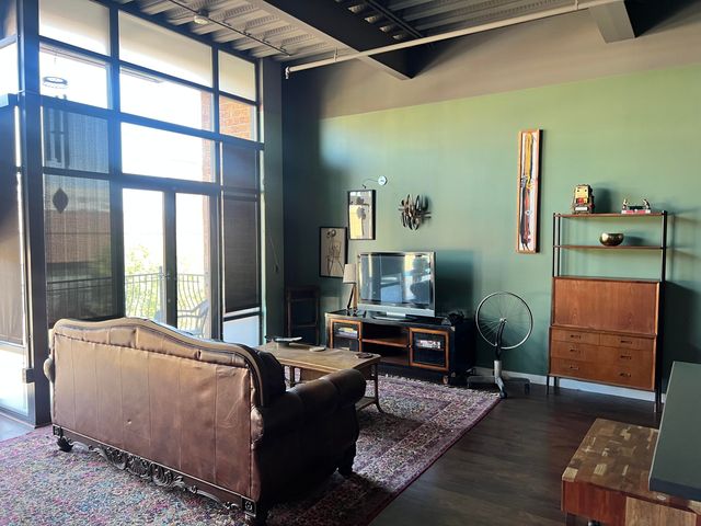 100 Gold Avenue SW APT 303, Albuquerque, NM 87102