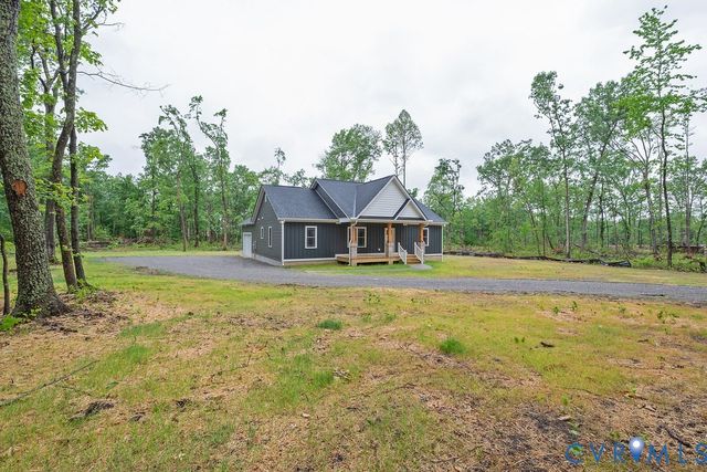 1220 Jefferson Hwy, Louisa, VA 23093